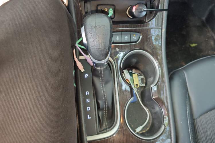 Used Buick Verano 2018 Sedan 20T Dual-Clutch Leading Model Gear Lever