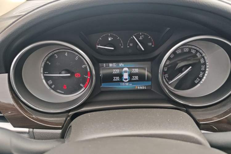 Used Buick Verano 2018 Sedan 20T Dual-Clutch Leading Model Instrument Cluster