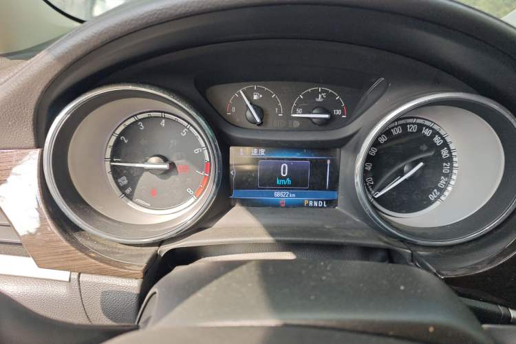 Used Buick Verano 2018 Sedan 20T Dual-Clutch Leading Model Instrument Cluster