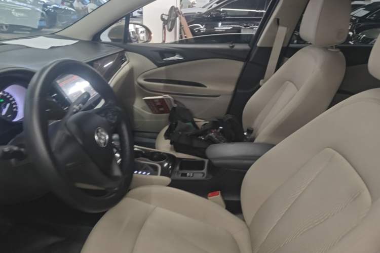 Used Buick Verano 2018 Sedan 15S Automatic Entry Model Left Front Seat