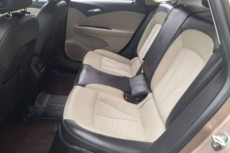 Used Buick Verano 2018 Sedan 15S Automatic Leading Model Left Rear Seat