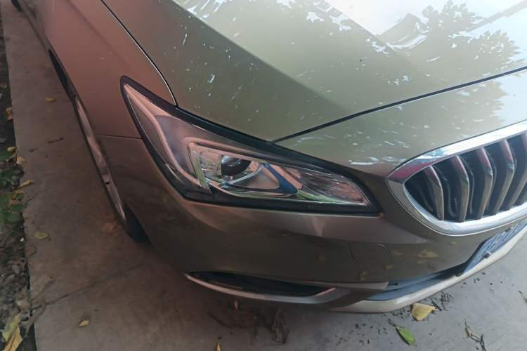 Used Buick Verano 2018 Sedan 15S Automatic Entry Model Right Front Headlight
