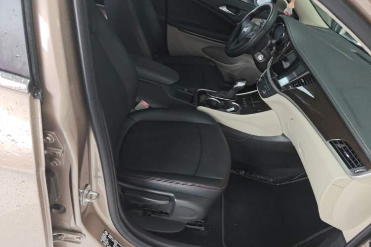 Used Buick Verano 2018 Sedan 15S Automatic Entry Model Right Front Seat