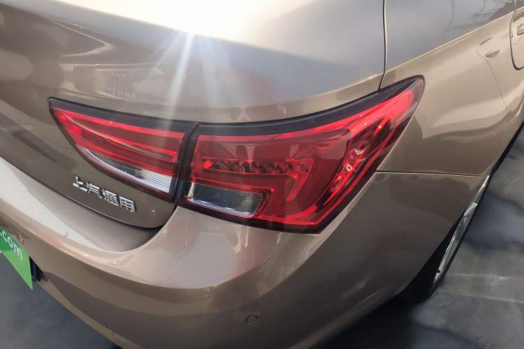 Used Buick Verano 2018 Sedan 15S Automatic Leading Model Right Rear Taillight
