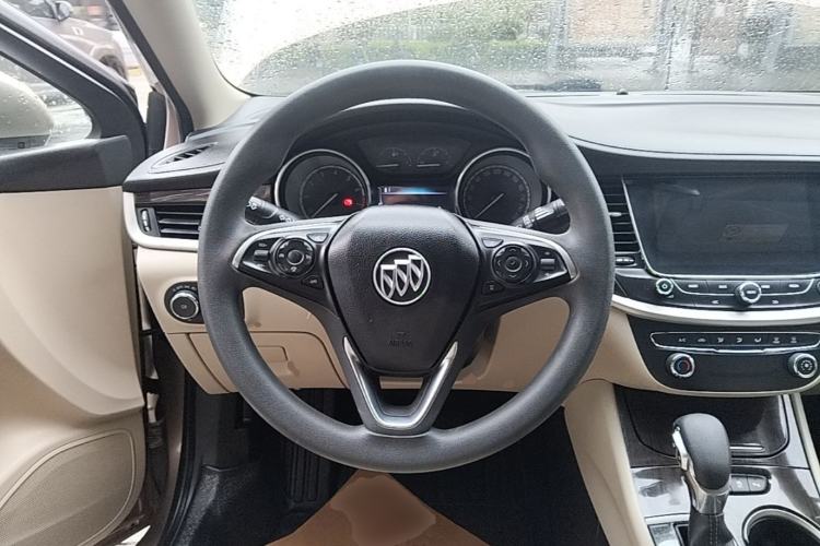 Used Buick Verano 2018 Sedan 15S Automatic Leading Model Steering Wheel
