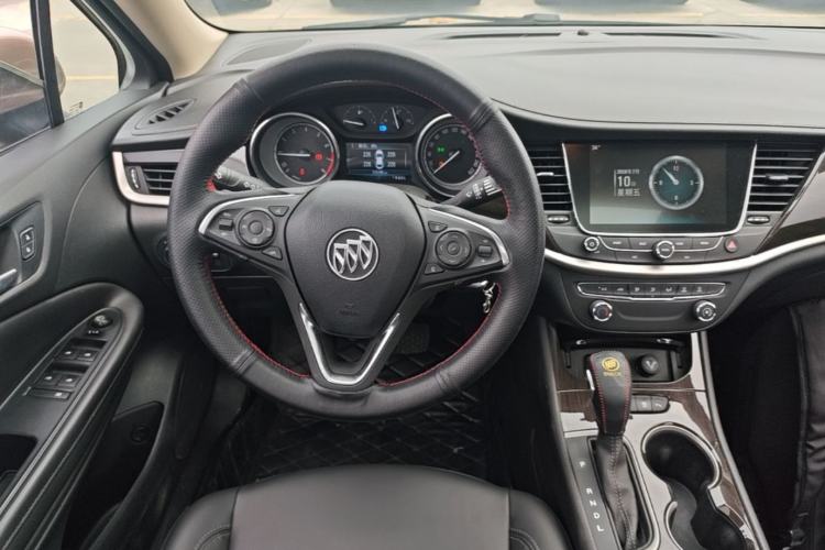 Used Buick Verano 2018 Sedan 20T Dual-Clutch Leading Model Steering Wheel