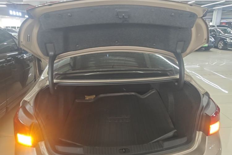 Used Buick Verano 2018 Sedan 15S Automatic Entry Model Trunk