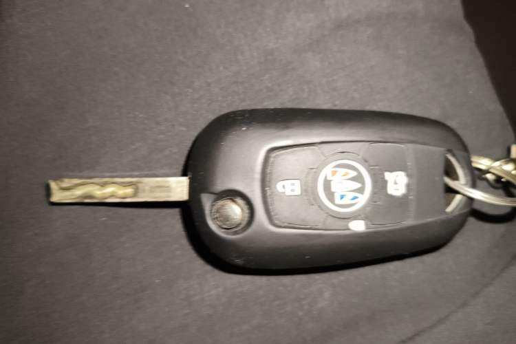Used Buick Verano 2018 Sedan 20T Dual-Clutch Leading Model Vehicle Key