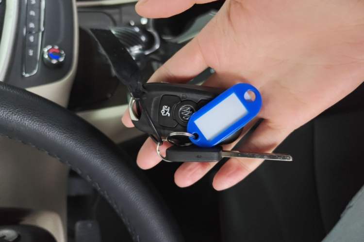Used Buick Verano 2018 Sedan 15S Automatic Entry Model Vehicle Key