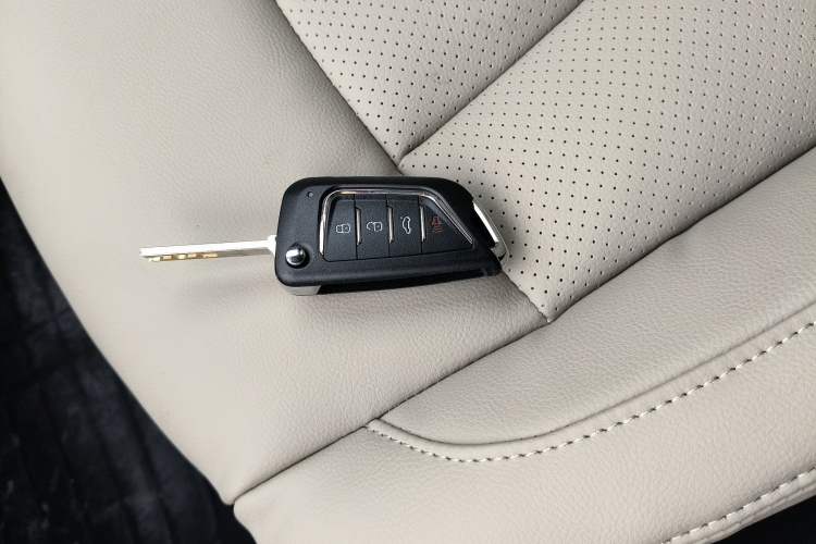 Used Buick Verano 2018 Sedan 15S Automatic Entry Model Vehicle Key