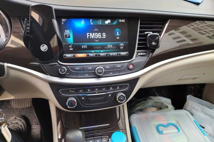 Used Buick Verano 2019 Sedan 15S Automatic Leading Model Audio And AC Panel