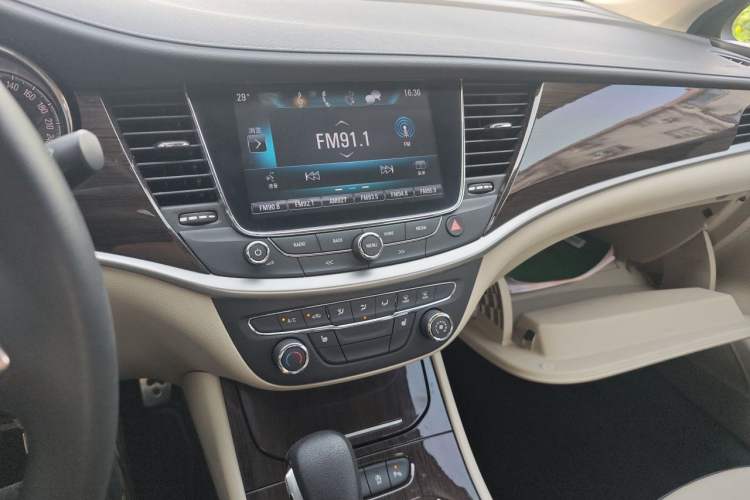 Used Buick Verano 2019 Sedan 15S Automatic Leading Model Audio And AC Panel