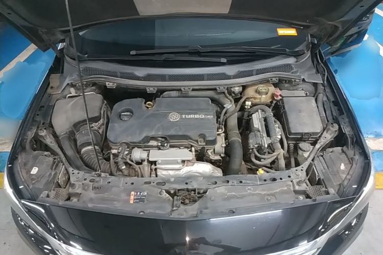 Used Buick Verano 2019 Sedan 20T Dual-Clutch Leading Model Engine Bay