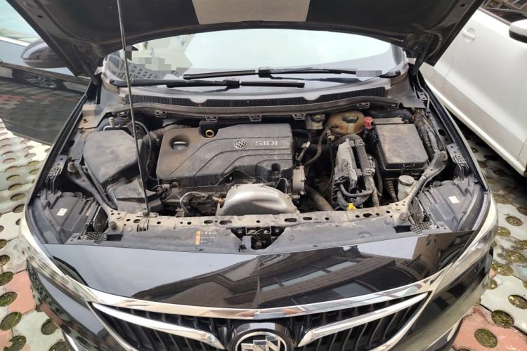Used Buick Verano 2019 Sedan 15S Automatic Leading Model Engine Bay