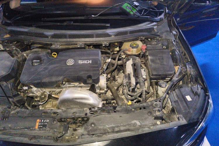 Used Buick Verano 2019 Sedan 15S Automatic Leading Model Engine Bay Left