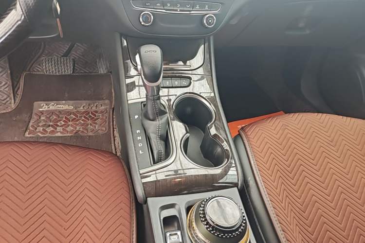 Used Buick Verano 2019 Sedan 20T Dual-Clutch Leading Model Gear Lever