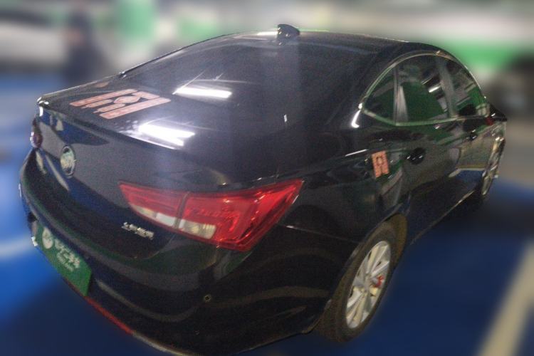 Used Buick Verano 2019 Sedan 15S Automatic Leading Model Rear Right 45 Deg