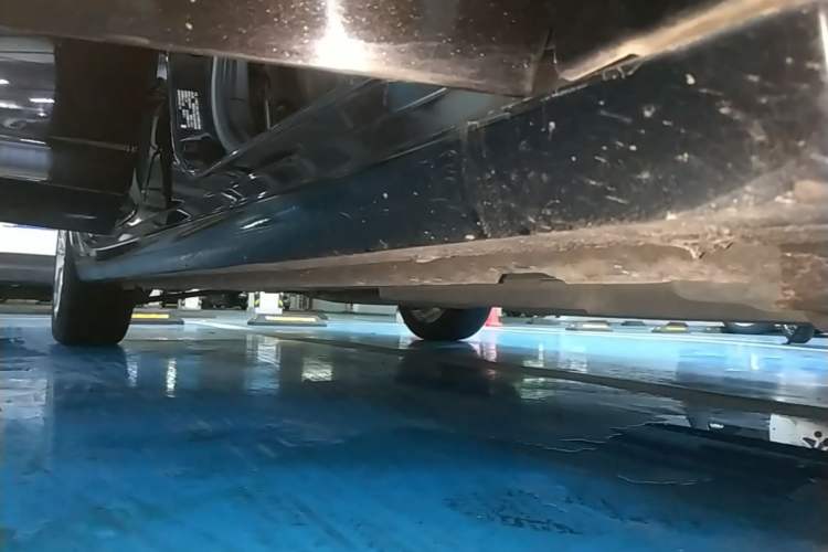 Used Buick Verano 2019 Sedan 20T Dual-Clutch Leading Model Right Side Sill