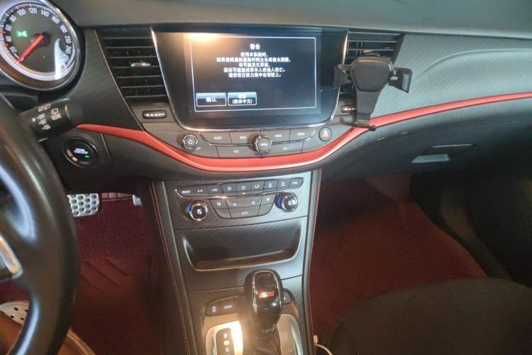 Used Buick Verano 2019 Two-Door GS 20T Dual-Clutch Luxury Model Audio And AC Panel