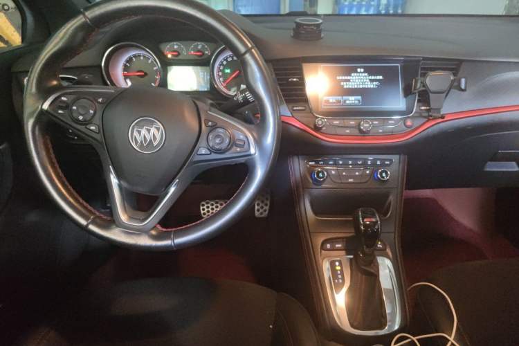 Used Buick Verano 2019 Two-Door GS 20T Dual-Clutch Luxury Model Center Console