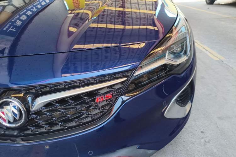 Used Buick Verano 2019 Two-Door GS 20T Dual-Clutch Luxury Model Left Front Headlight