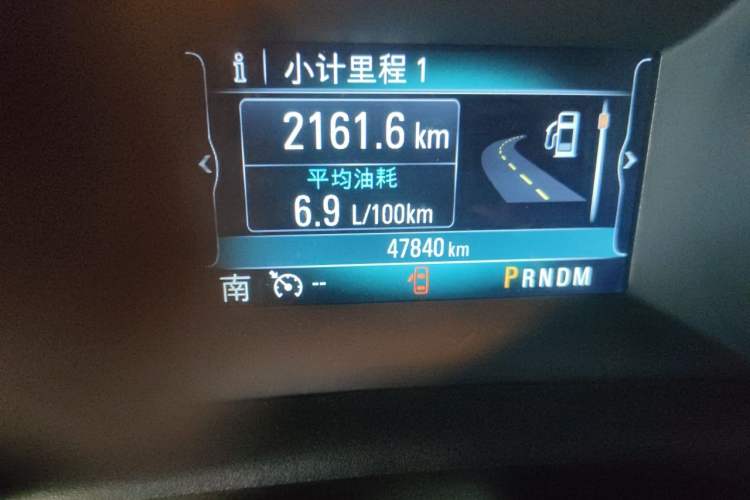 Used Buick Verano 2019 Two-Door GS 20T Dual-Clutch Luxury Model Odometer Close Up