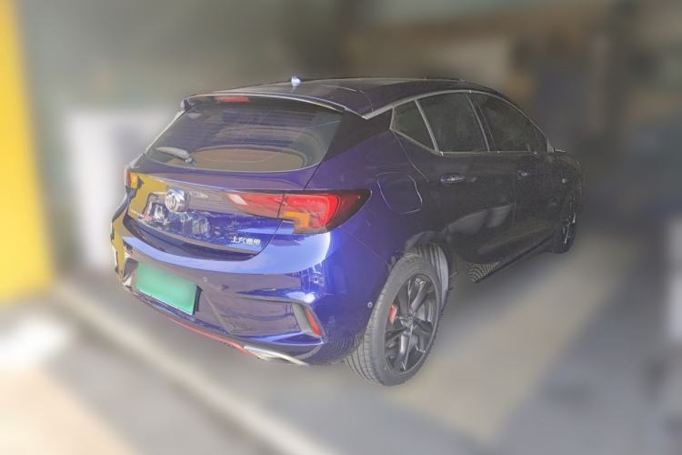 Used Buick Verano 2019 Two-Door GS 20T Dual-Clutch Luxury Model Rear Right 45 Deg