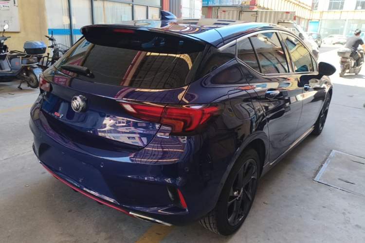 Used Buick Verano 2019 Two-Door GS 20T Dual-Clutch Luxury Model Rear Right 45 Deg