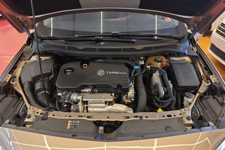 Used Buick Verano 2019 Sedan 20T Dual-Clutch Leading Model Engine Bay