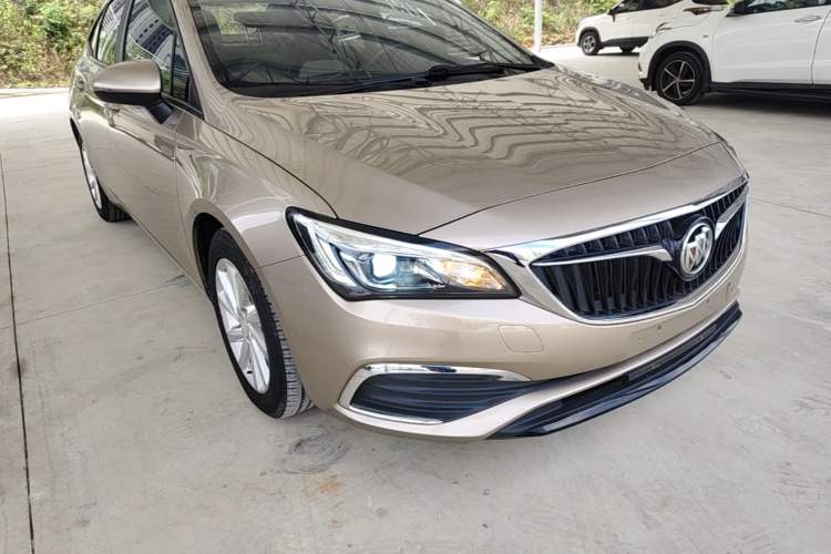 Used Buick Verano 2019 Sedan 15S Automatic Leading Model Front Right 45 Deg