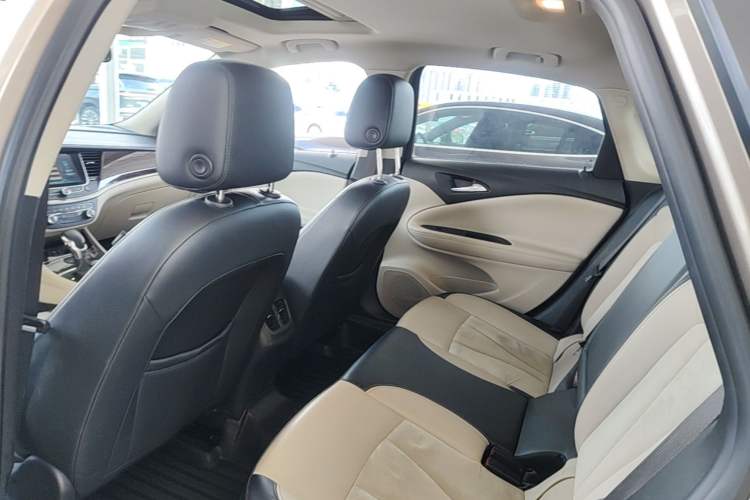Used Buick Verano 2019 Sedan 15S Automatic Leading Model Headliner
