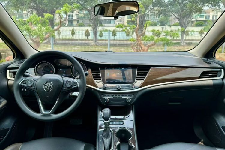 Used Buick Verano 2019 Sedan 20T Dual-Clutch Leading Model Interior 3