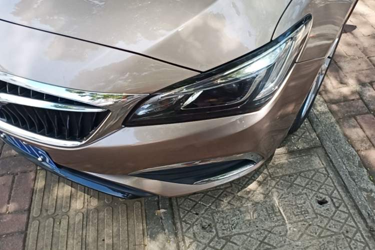 Used Buick Verano 2019 Sedan 15S Automatic Leading Model Left Front Headlight