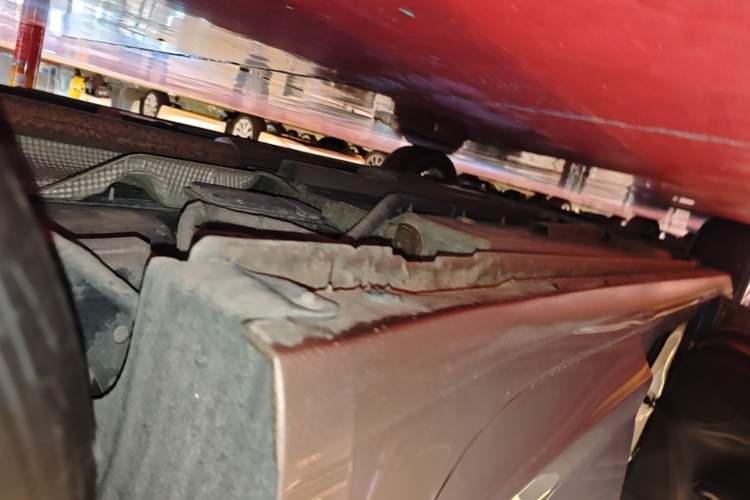 Used Buick Verano 2019 Sedan 20T Dual-Clutch Leading Model Left Side Sill