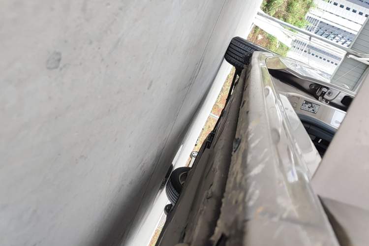 Used Buick Verano 2019 Sedan 15S Automatic Leading Model Right Side Sill