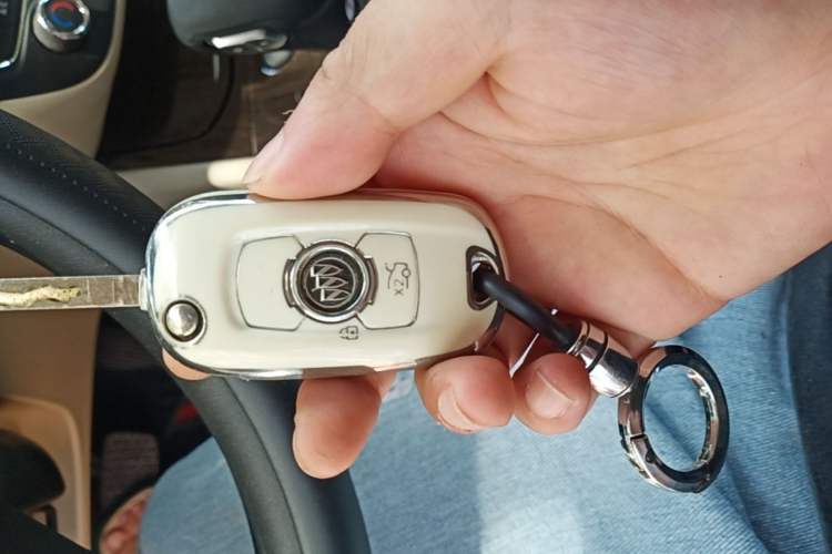 Used Buick Verano 2019 Sedan 15S Automatic Leading Model Vehicle Key