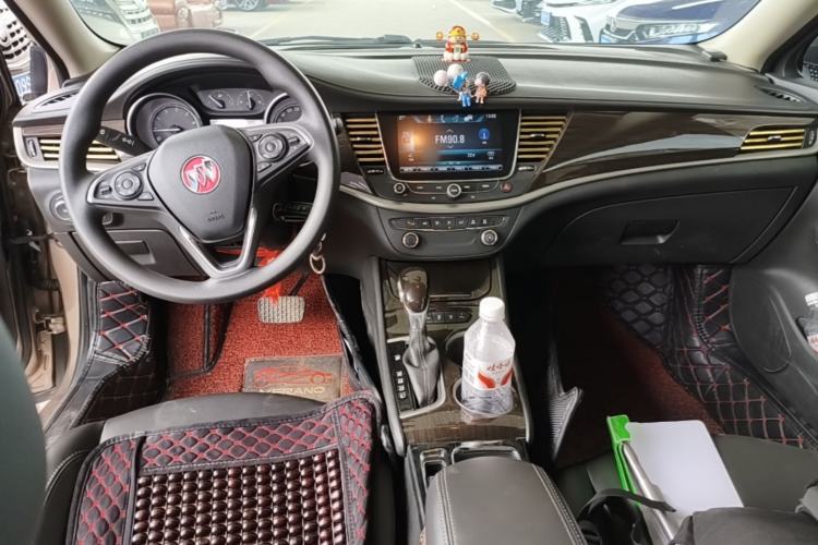 Used Buick Verano 2019 Sedan 20T Dual-Clutch Leading Model Center Console