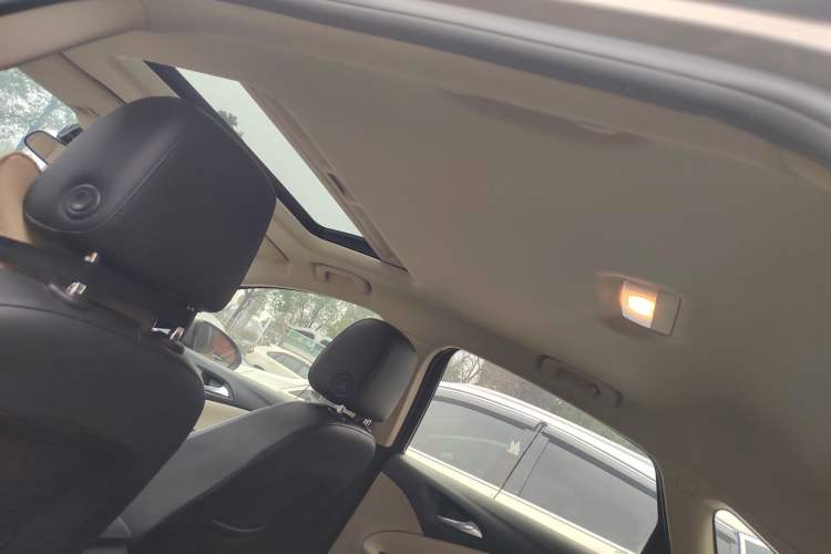 Used Buick Verano 2019 Sedan 15S Automatic Leading Model Headliner
