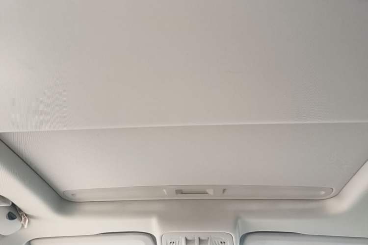 Used Buick Verano 2019 Sedan 20T Dual-Clutch Leading Model Headliner