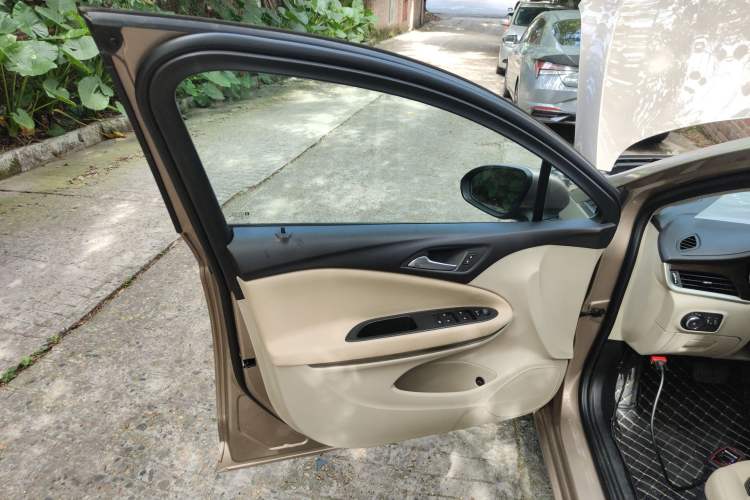 Used Buick Verano 2019 Sedan 15S Automatic Entry Model Left Front Door Interior