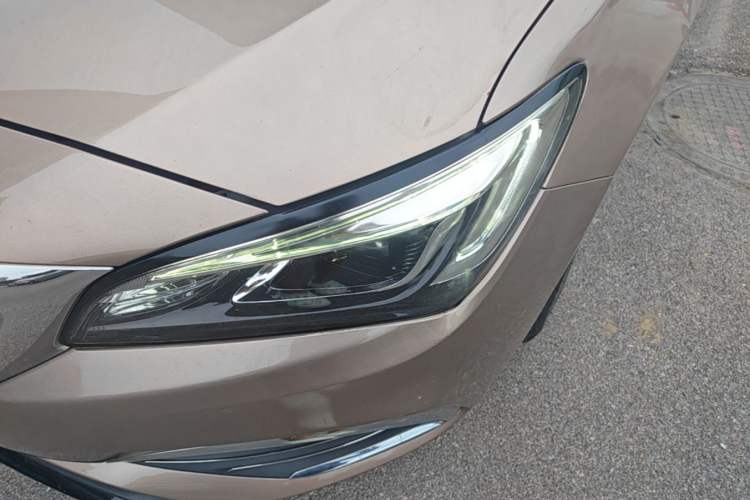 Used Buick Verano 2019 Sedan 15S Automatic Leading Model Left Front Headlight