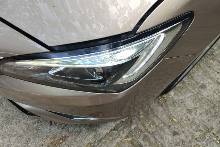 Used Buick Verano 2019 Sedan 15S Automatic Entry Model Left Front Headlight