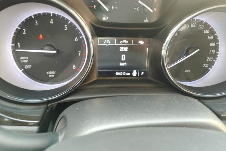 Used Buick Verano 2019 Sedan 15S Automatic Entry Model Odometer Close Up