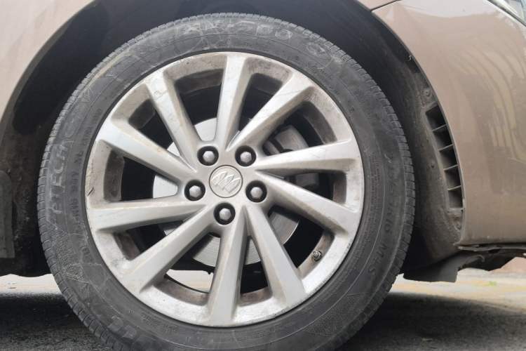 Used Buick Verano 2019 Sedan 15S Automatic Entry Model Right Front Wheel Hub
