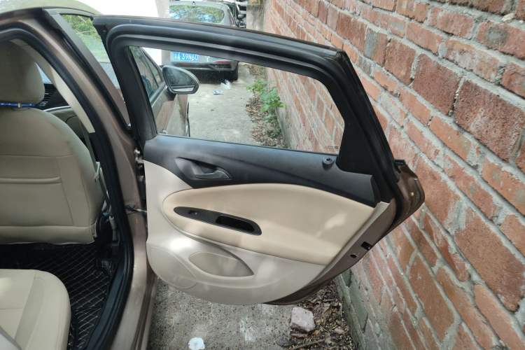 Used Buick Verano 2019 Sedan 15S Automatic Entry Model Right Rear Door Interior