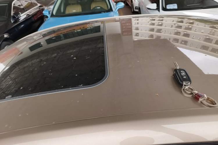Used Buick Verano 2019 Sedan 20T Dual-Clutch Leading Model Roof