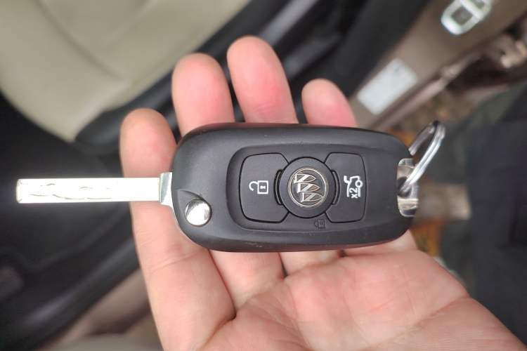 Used Buick Verano 2019 Sedan 15S Automatic Leading Model Vehicle Key