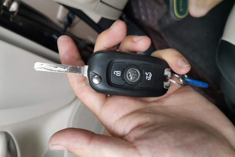 Used Buick Verano 2019 Sedan 15S Automatic Leading Model Vehicle Key