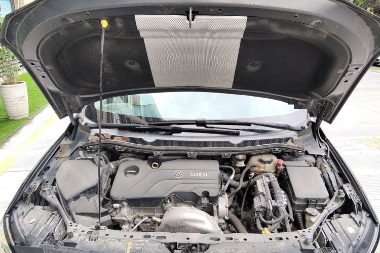 Used Buick Verano 2019 Sedan 15S Automatic Leading Model Engine Bay