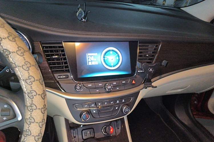 Used Buick Verano 2019 Sedan 15S Automatic Leading Model Audio And AC Panel